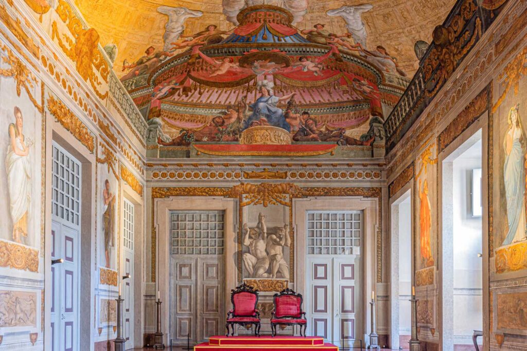 Sala do Trono no Palácio Nacional de Mafra