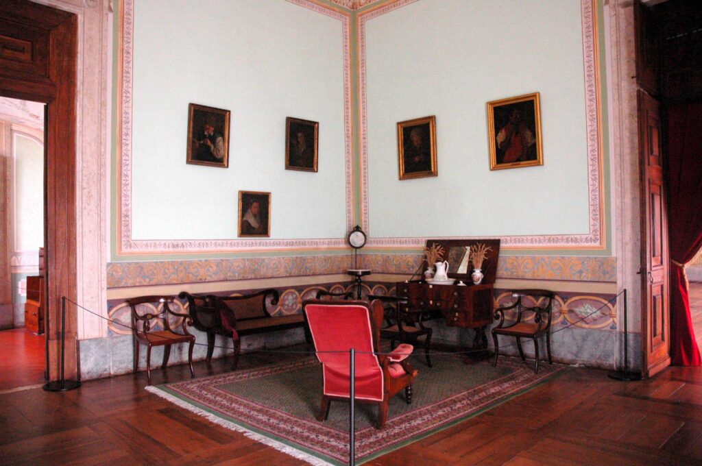 ESCRITÓRIO-DO-REI-E-QUARTO-DE-VESTIR no palácio de mafra